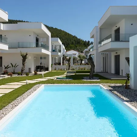 Apartment White Dream Residential Complex *